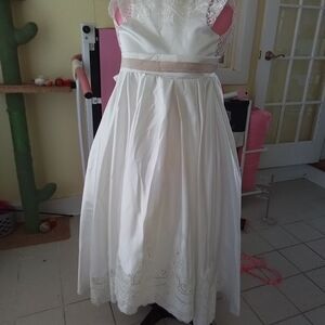 Elegant White Lace Dress